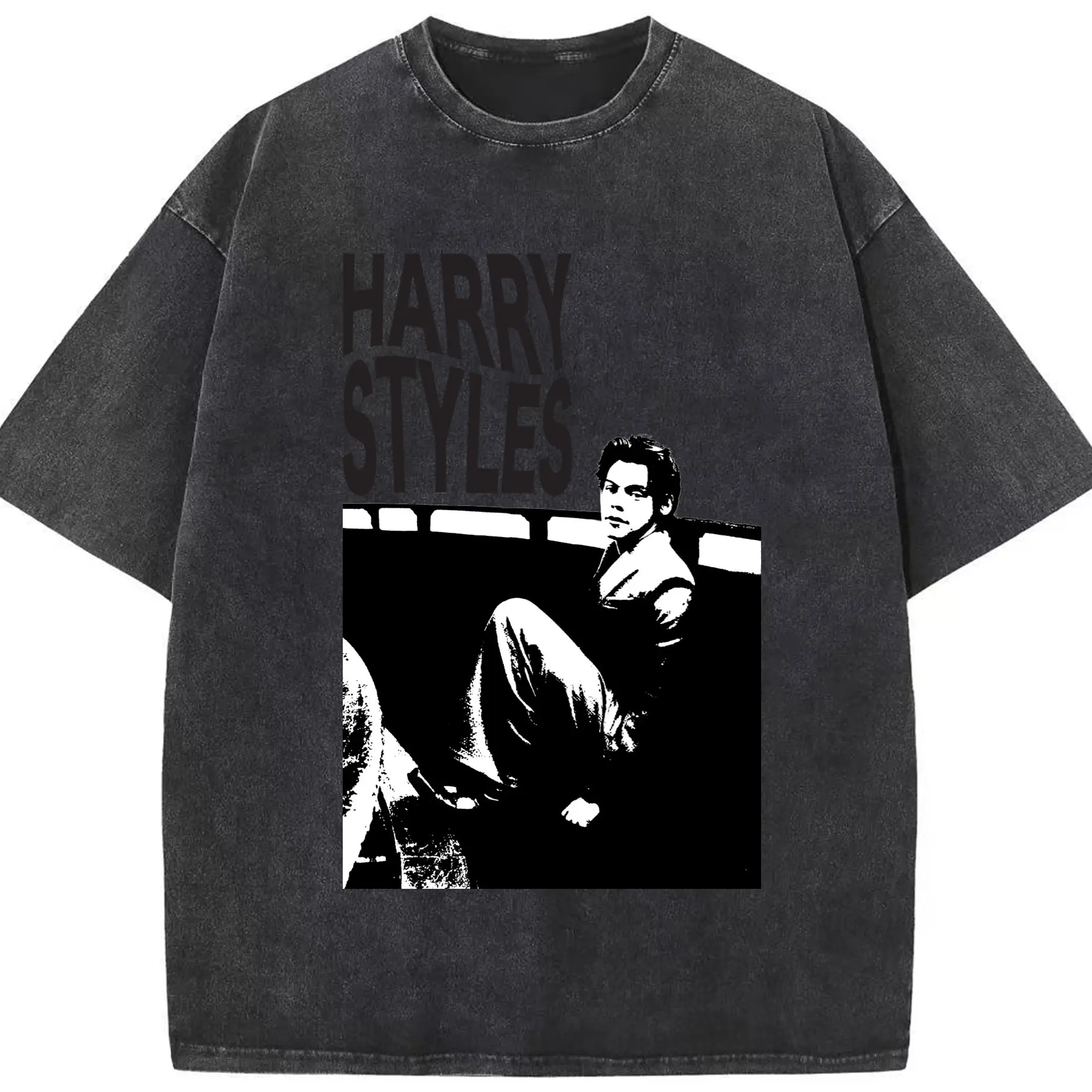 Harry Styles Black And White Retro Art Style DIY - Washed Vintage Look 230g Cotton Oversized T-Shirt With Front Heat Transfer Print – Soft, Lightweight, Stylish Fit – Comfortable Casual Wear For Sports & Everyday Use